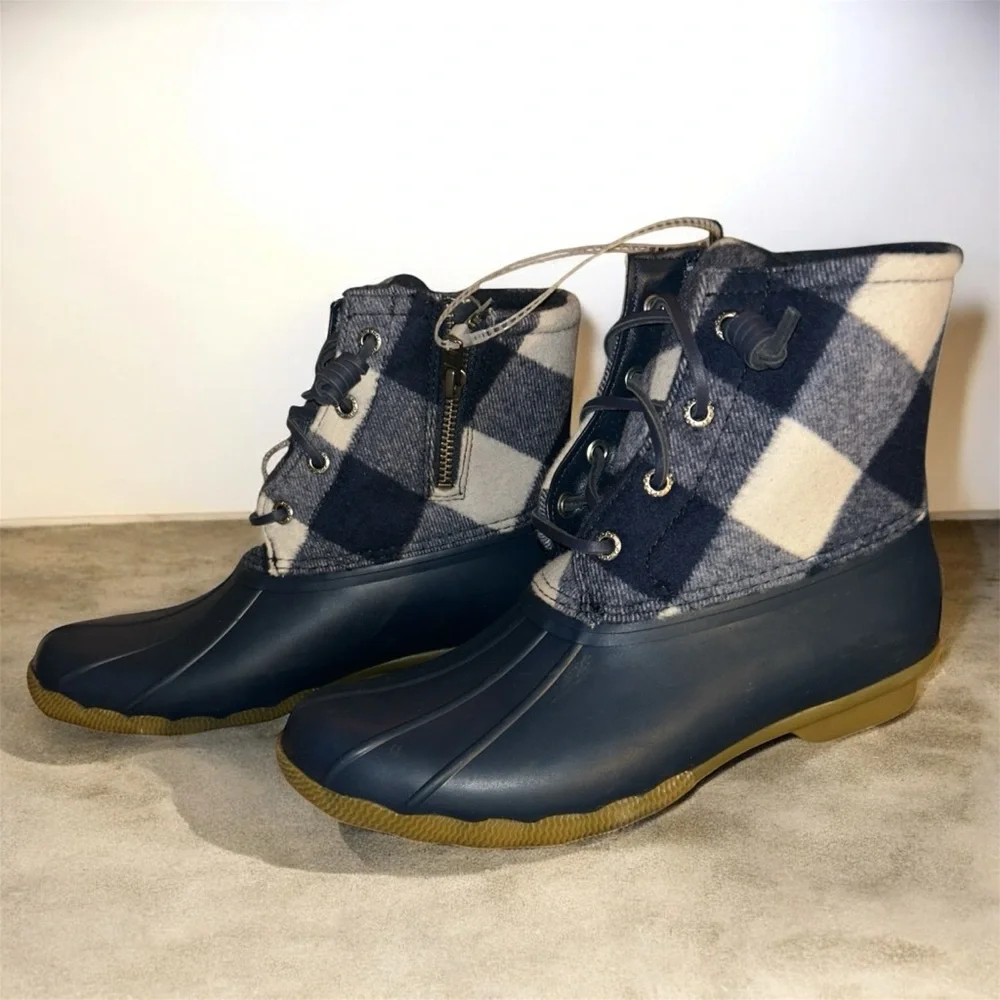 Sperry Women’s Saltwater Buffalo Check Duck Boot 7.5 NWOT